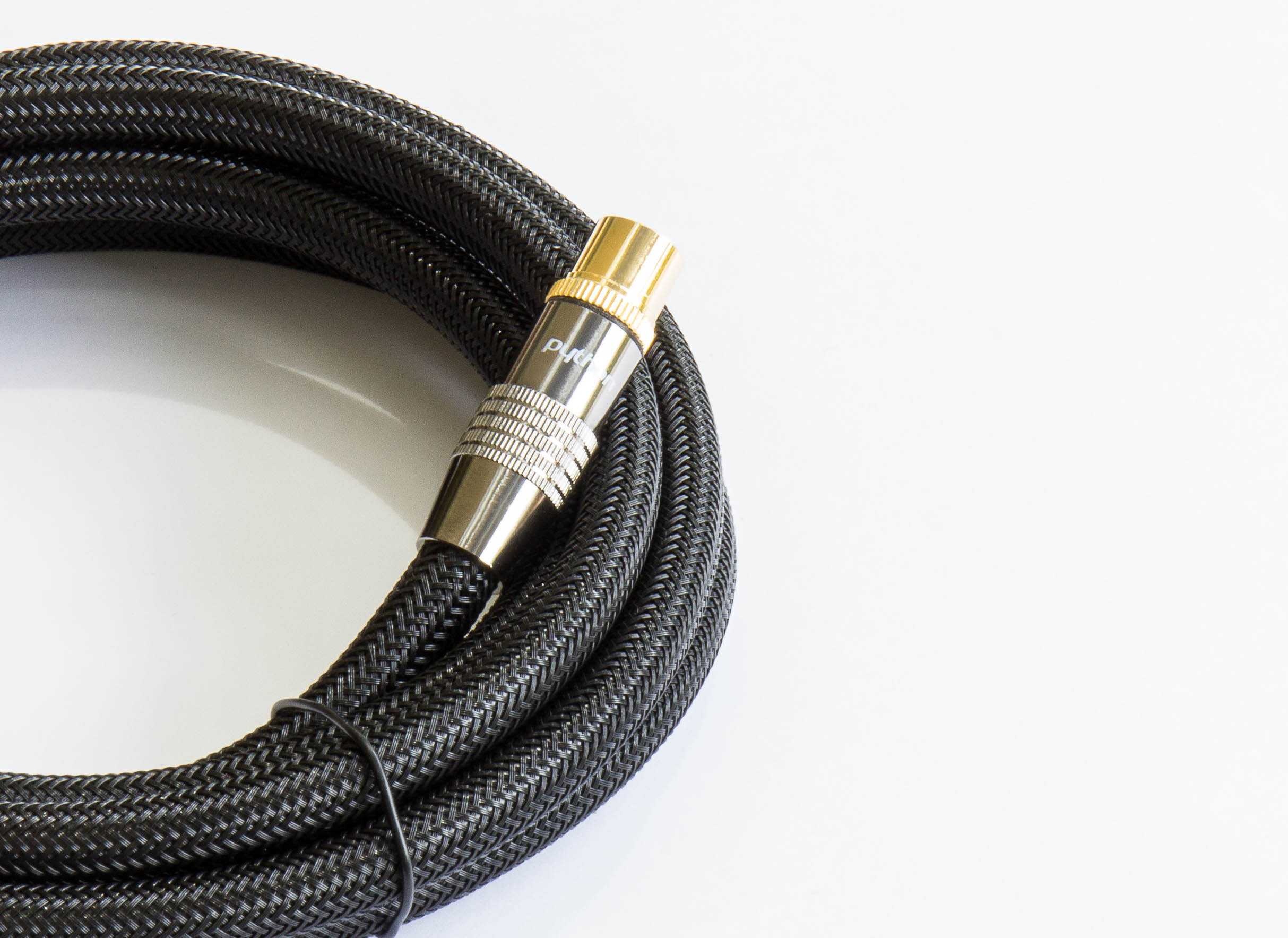 Antenna cable, IEC/coax plug to socket, gold-plated, shielding measure 120 dB, 75 Ohm, nylon braided black, 1m, PYTHON® Series