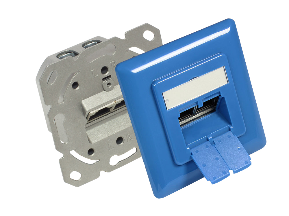 Netzwerkdose Cat. 6, 2xRJ45, geschirmt, Unterputzdose, inkl. Zentralstück und Abdeckrahmen, himmelblau RAL5015, Good Connections