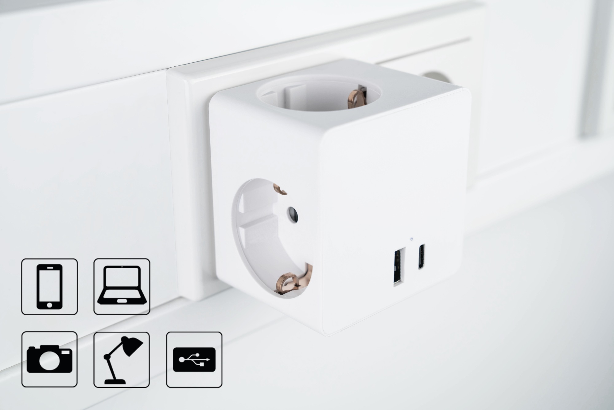 Steckdosenwürfel mit 3x Schutzkontakt-Buchse, USB-C™ (20W, PD 3.0) und USB-A Buchse (18W), weiß