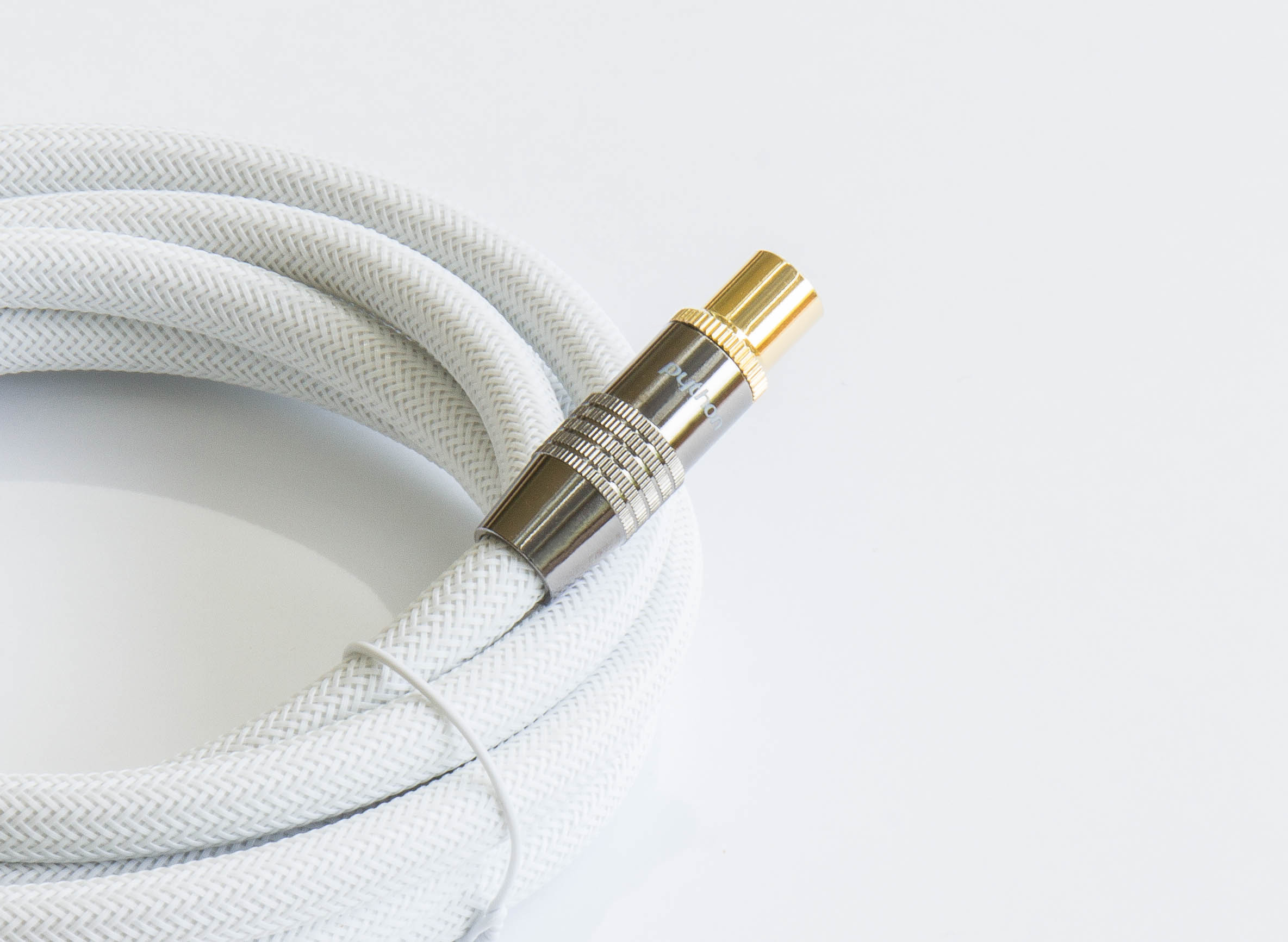 Antenna cable, IEC/coax plug to socket, gold-plated, shielding measure 120 dB, 75 Ohm, nylon braided white, 20m, PYTHON® Series