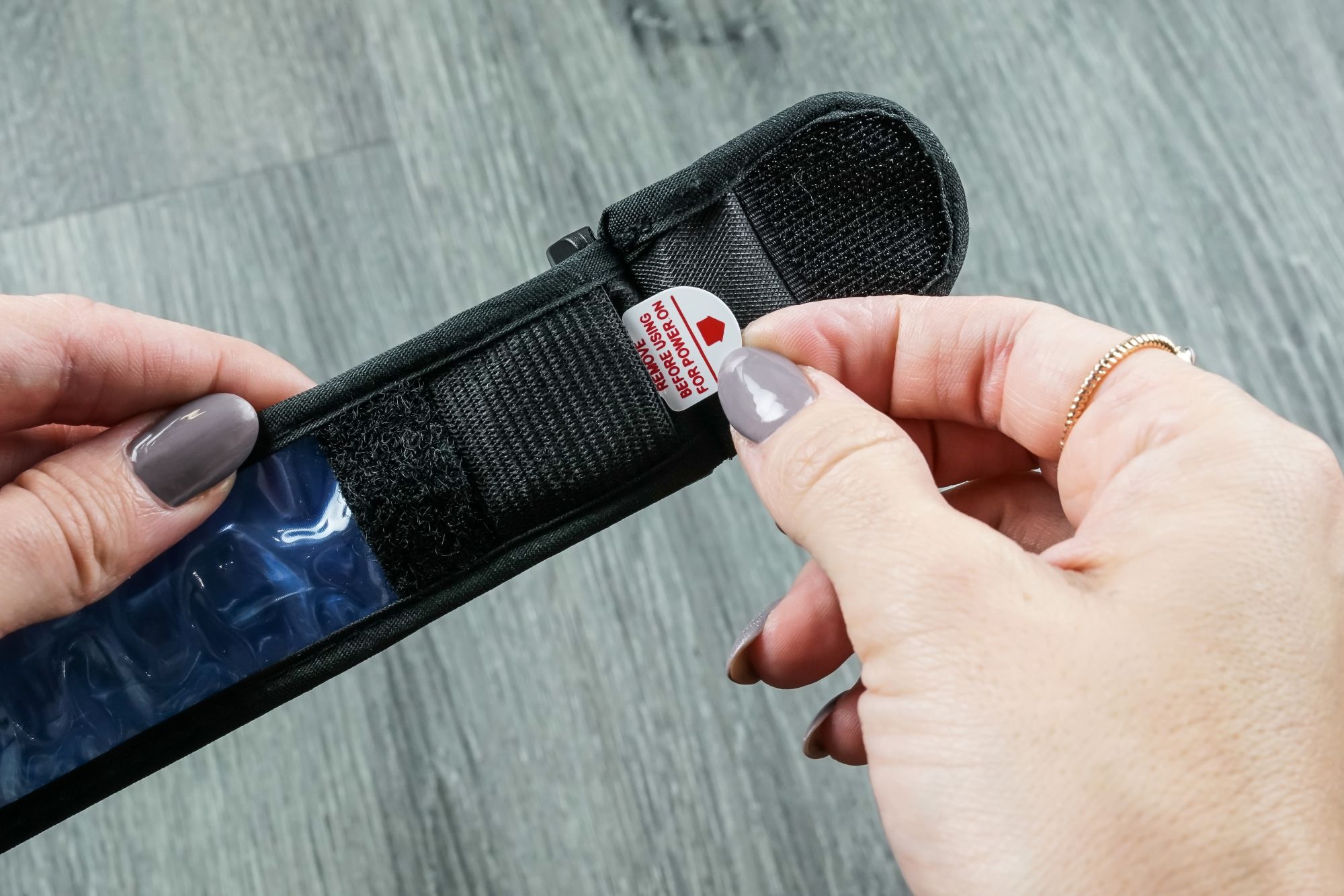 LED Leuchtband mit Befestigungshaken, blau