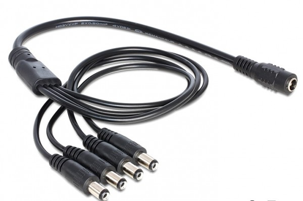 Adapterkabel, 1x Buchse an 4x Stecker, DC Verteiler 5,5 x 2,1 mm, Delock® [83287]